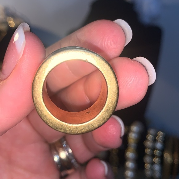 Gold and silver tone elephant ring - size 7 - Picture 2 of 7